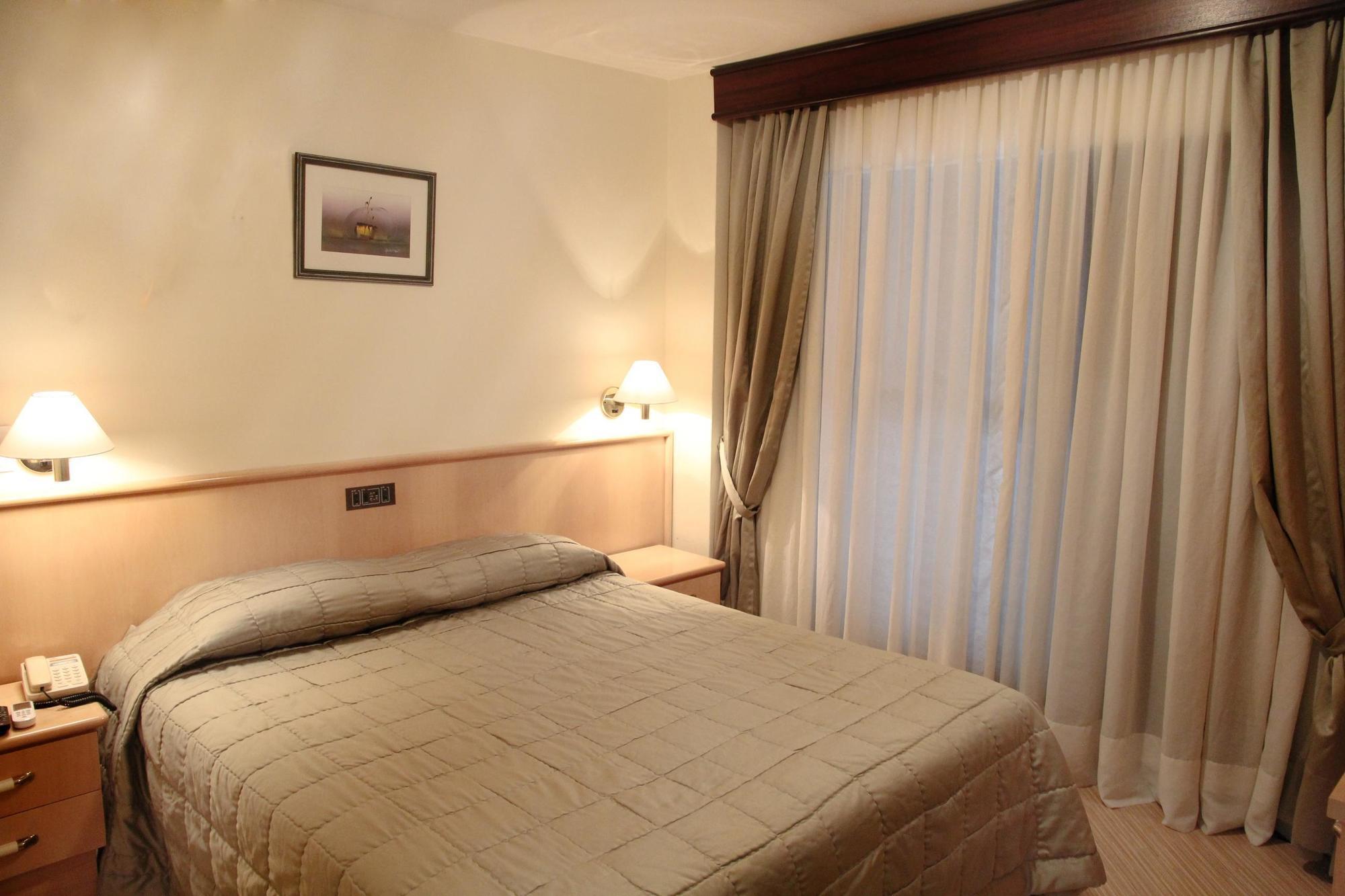 Hotel Flat Petras Residence Curitiba Extérieur photo